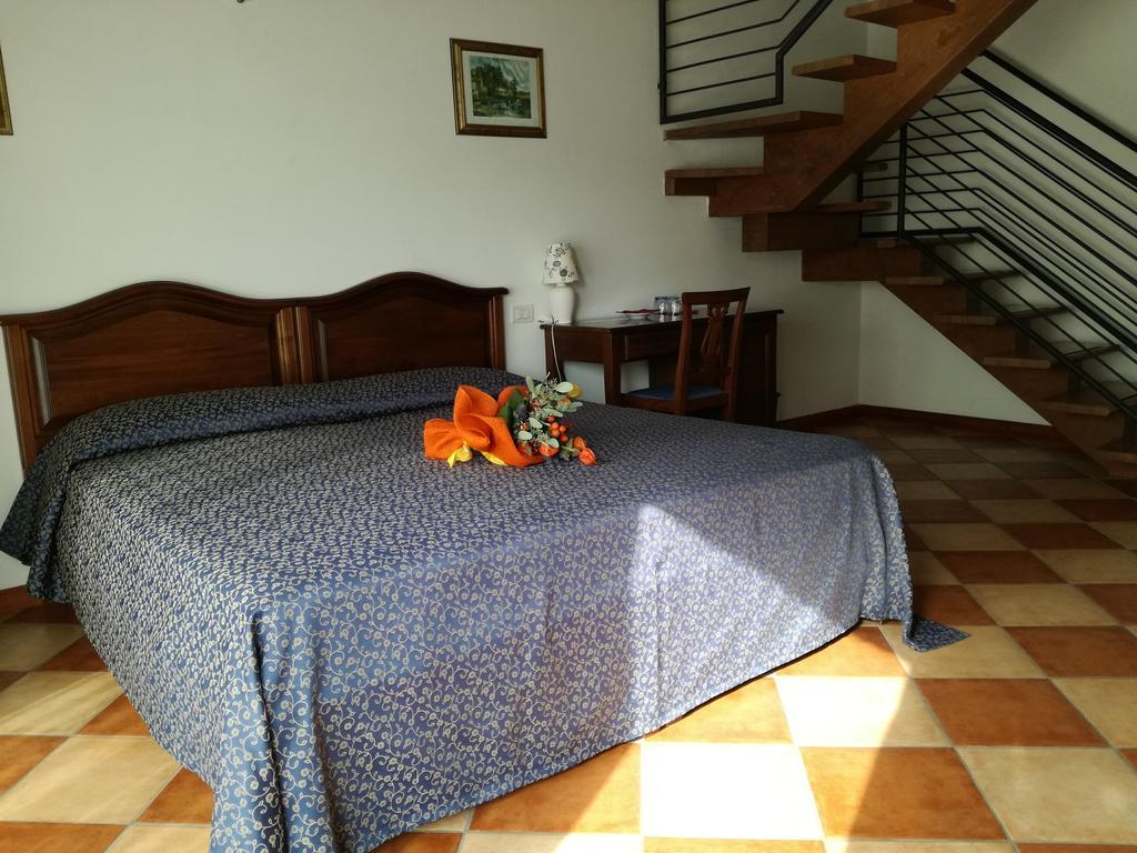 Locanda Dell'Arzente San Salvatore Monferrato Exteriör bild